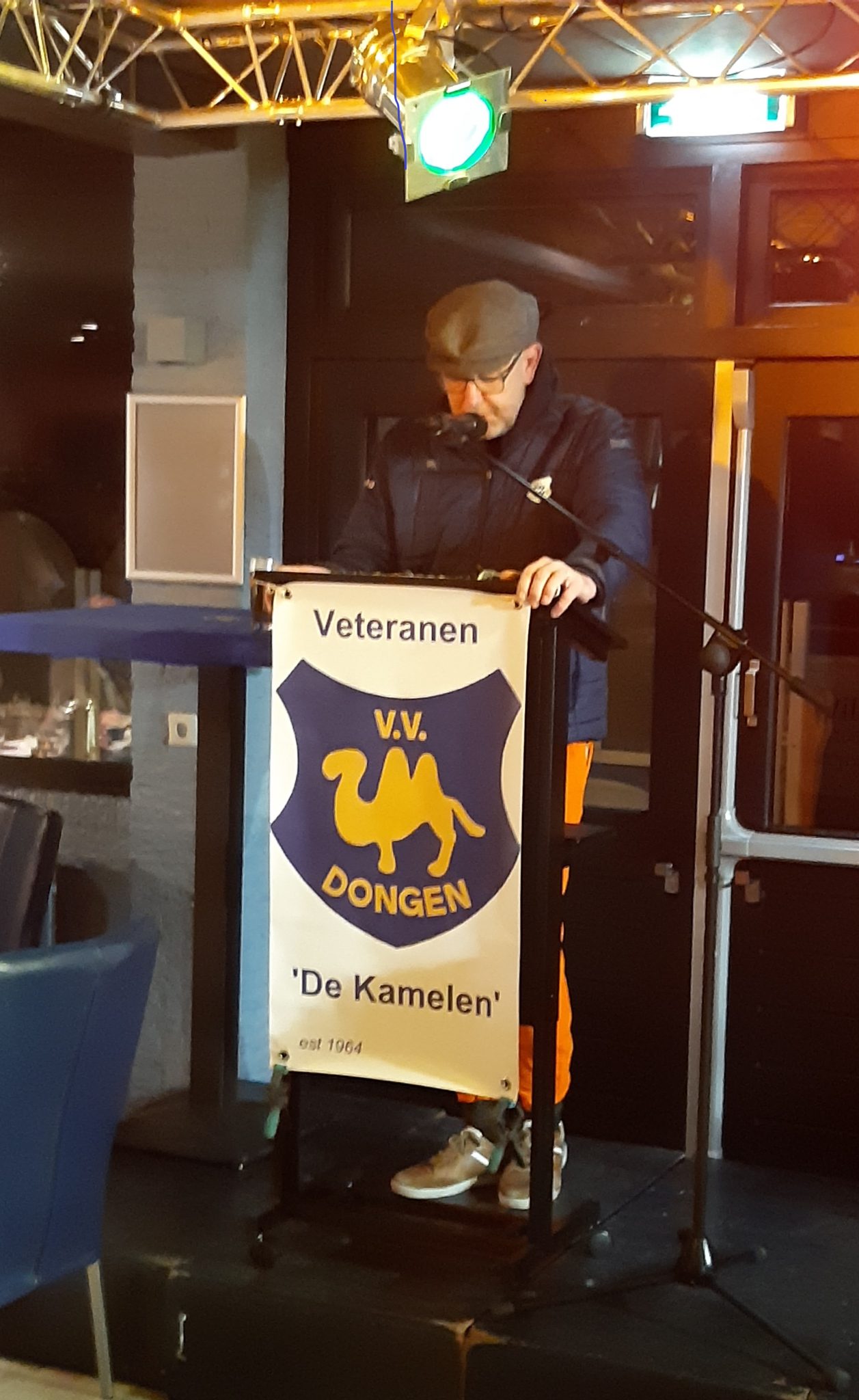 Succesvolle kerstdrink Veteranen bij VV Dongen