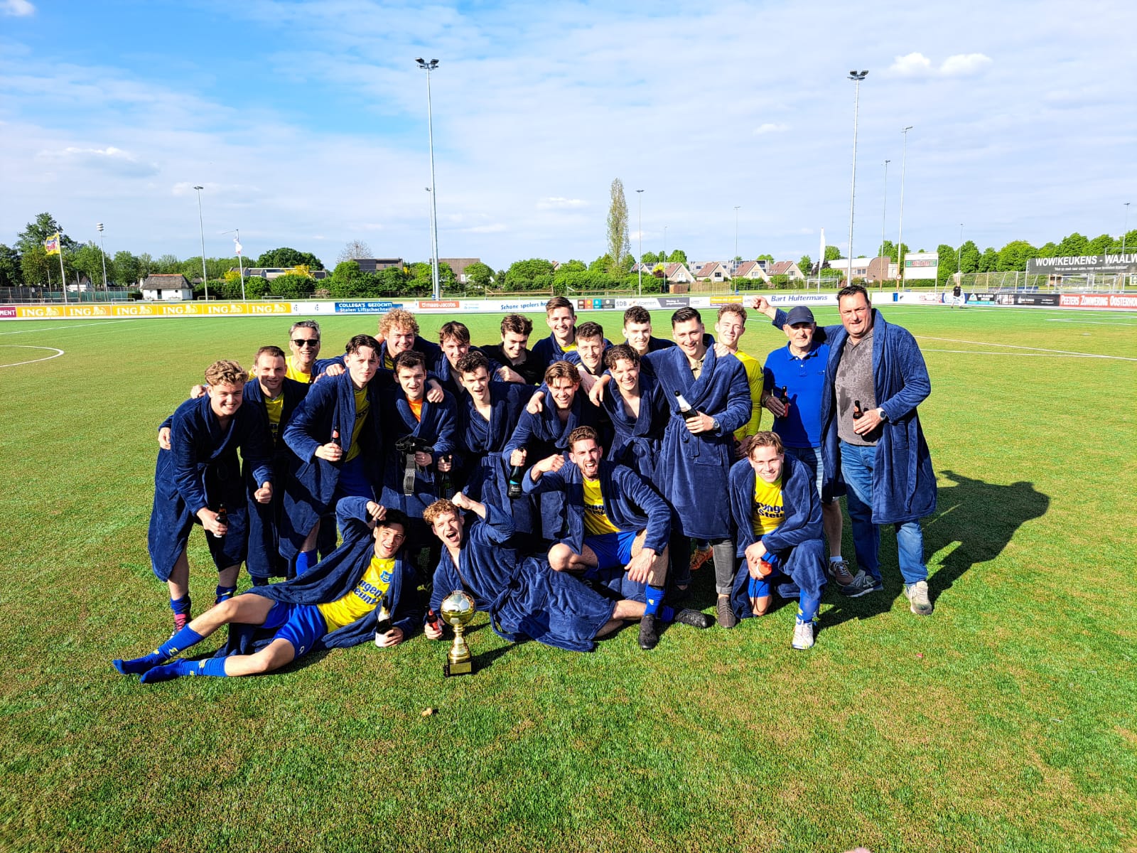 JO 23-2 kampioen !